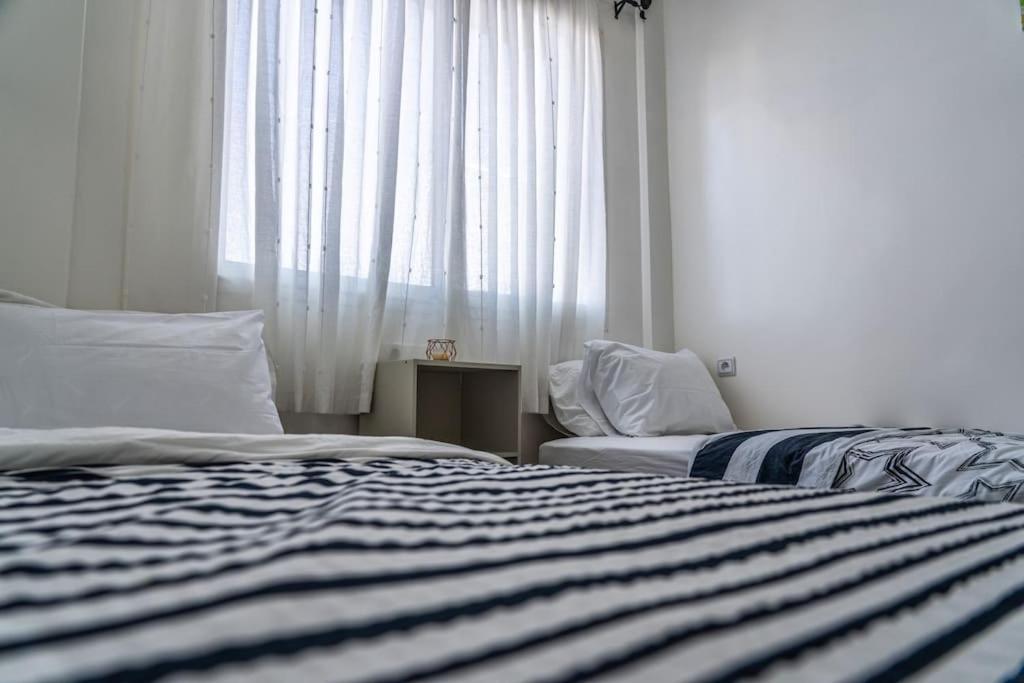 Beachside Haven Seven Min Drive Apartment